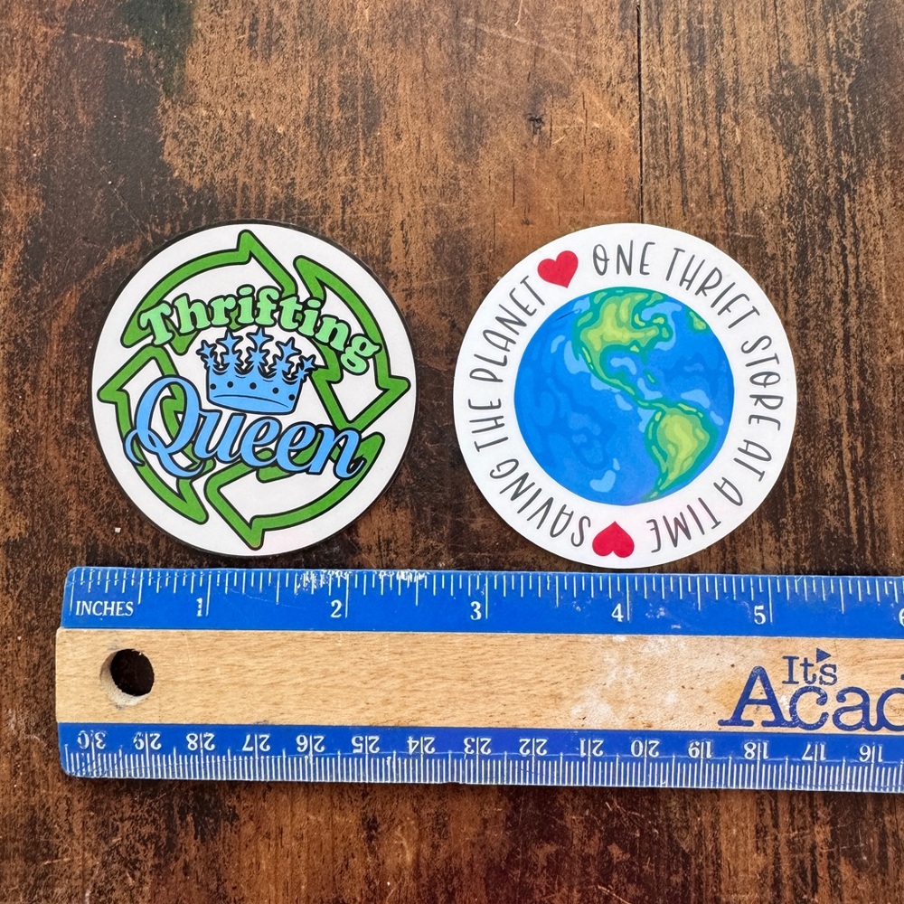 Eco-Friendly Sticker Set with Colorful Designs - Picture 4 of 11